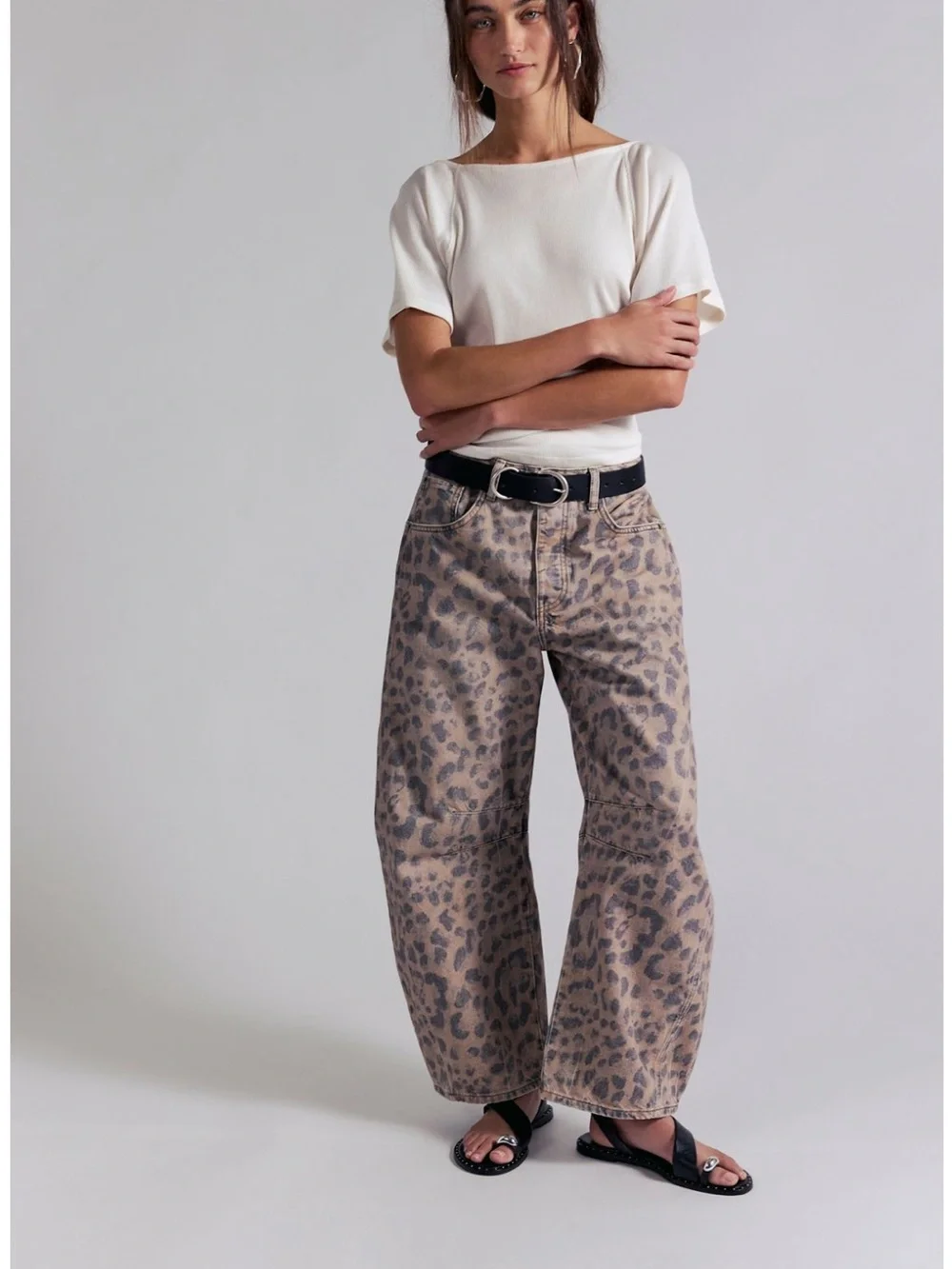Leopard Print barrel Leg Jeans size 29 - Picture 1 of 6